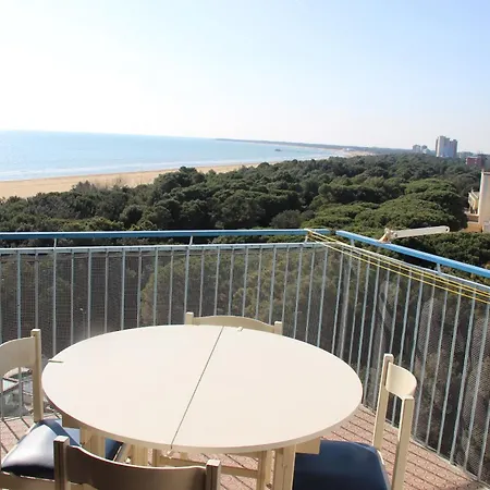 B&n Seaview Flat Apartament